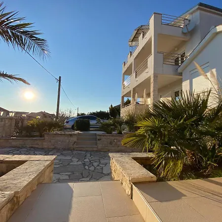 Holiday Maris Villa Jasenice (Zadar)