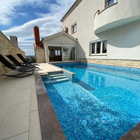 Villa Holiday Maris *